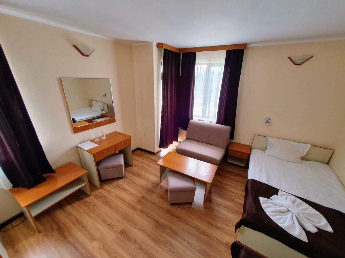 Hotel Sigma Kiten  Bagian luar foto