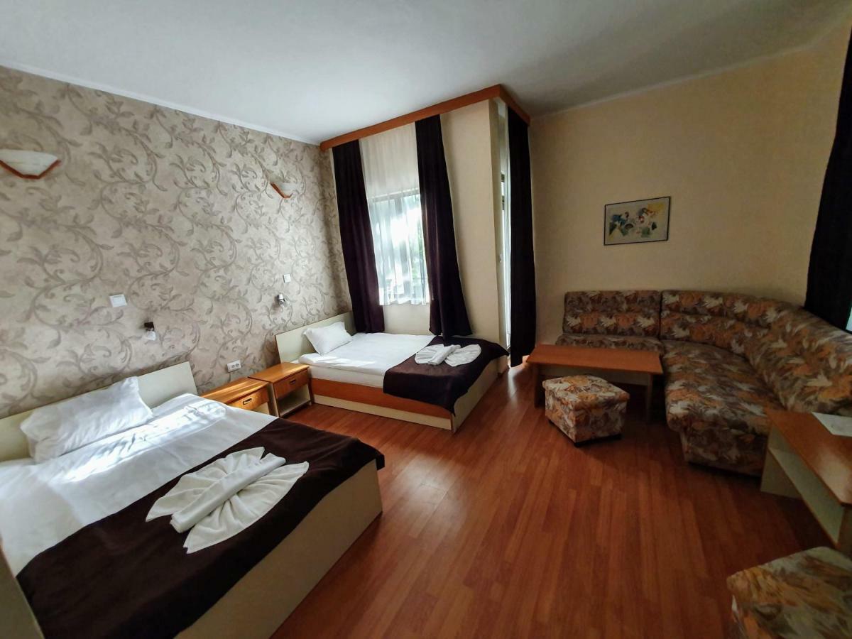 Hotel Sigma Kiten  Bagian luar foto